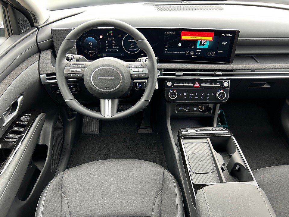 Fahrzeugabbildung Hyundai TUCSON HEV MY25 1.6T 6AT 4WD TREND MATRIX+NAV+QI