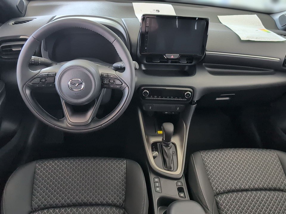 Fahrzeugabbildung Mazda 2 HEV 1.5 116 HOMURA GARANTIE KAM+PDC+2xSHZ+QI++