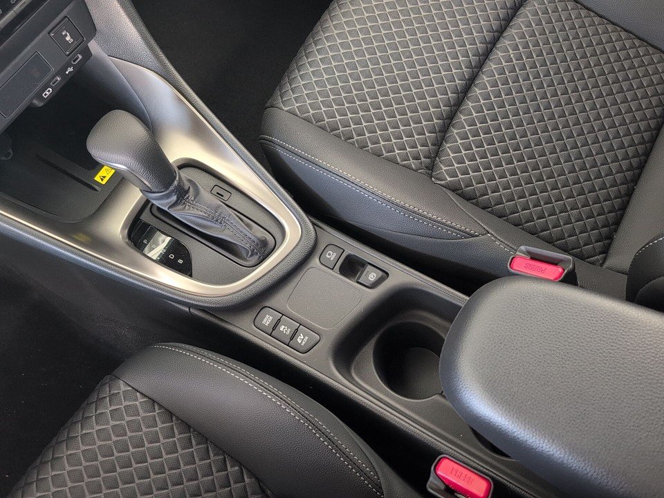 Fahrzeugabbildung Mazda 2 HEV 1.5 116 HOMURA GARANTIE KAM+PDC+2xSHZ+QI++