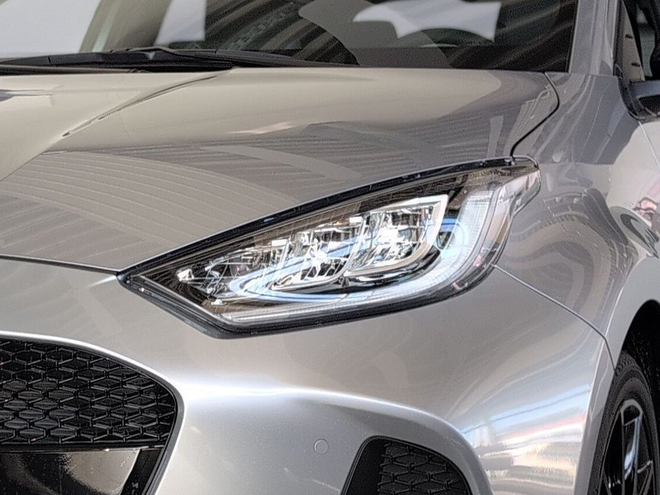 Fahrzeugabbildung Mazda 2 HEV 1.5 116 HOMURA GARANTIE KAM+PDC+2xSHZ+QI++