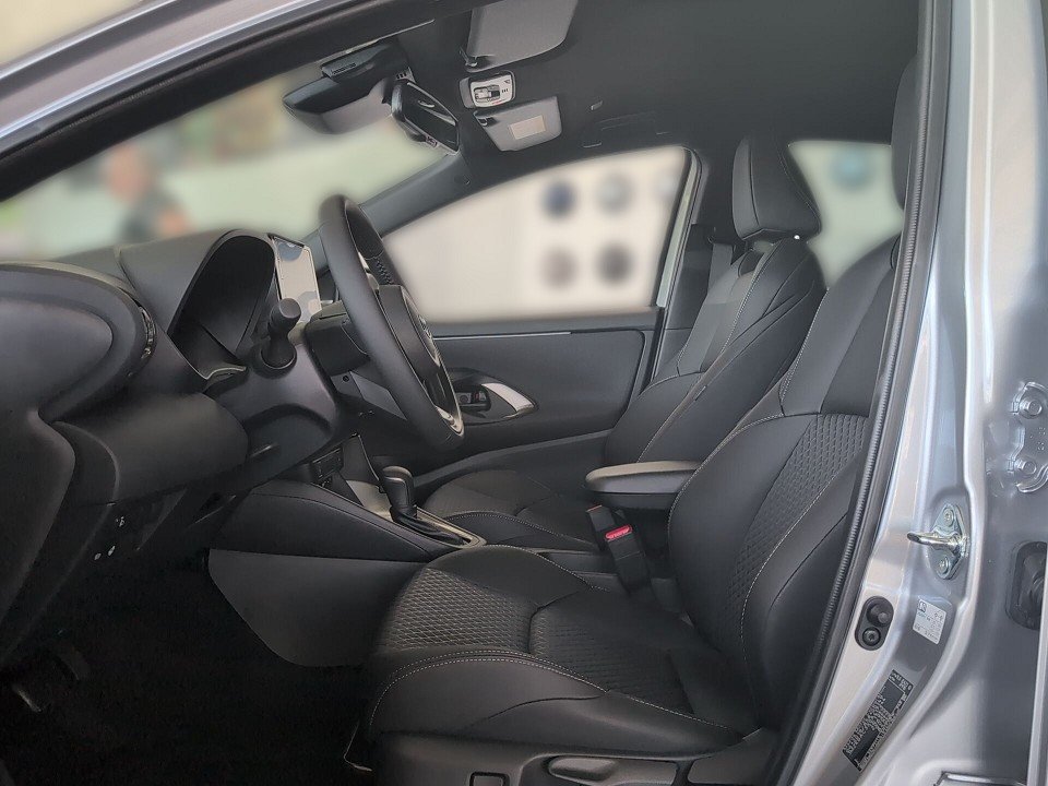 Fahrzeugabbildung Mazda 2 HEV 1.5 116 HOMURA GARANTIE KAM+PDC+2xSHZ+QI++