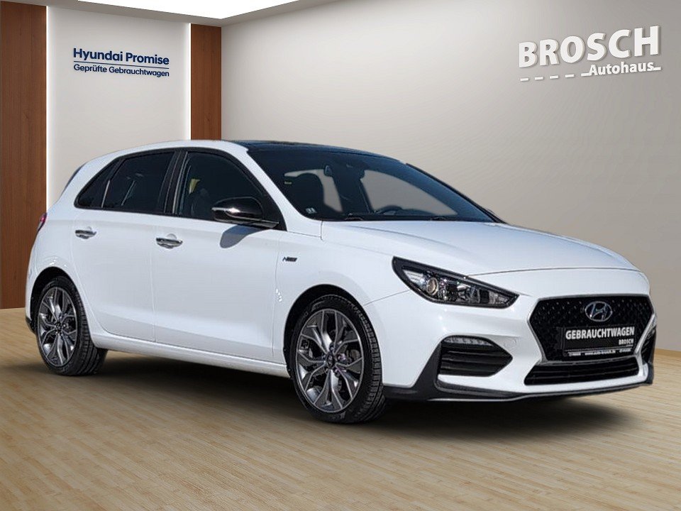 Fahrzeugabbildung Hyundai i30 1.4T AT N-LINE NAV-/KOMF-P PANO+KAM+CARPLAY+