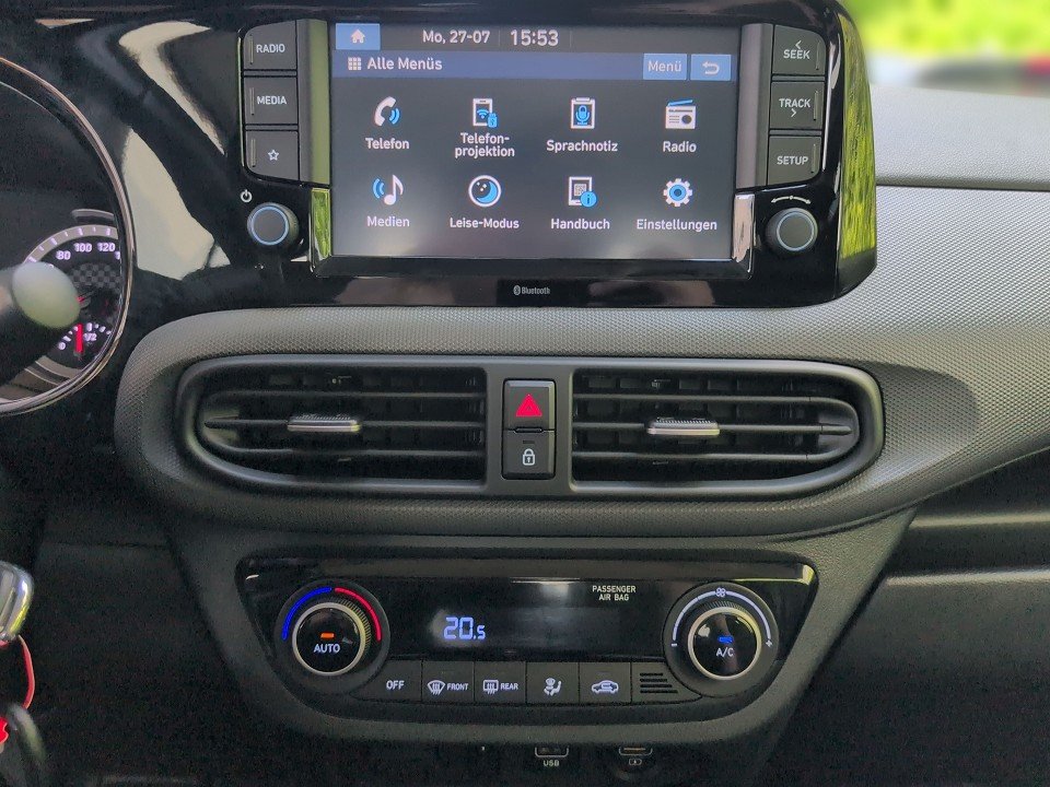 Fahrzeugabbildung Hyundai i10 1.0 5-AMT TREND KOMF-P GARANTIE NAV+KAM+PDC+