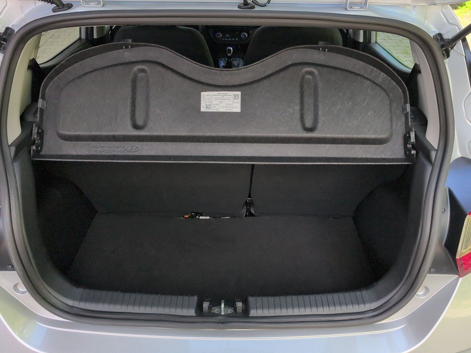 Fahrzeugabbildung Hyundai i10 1.0 5-AMT TREND KOMF-P GARANTIE NAV+KAM+PDC+