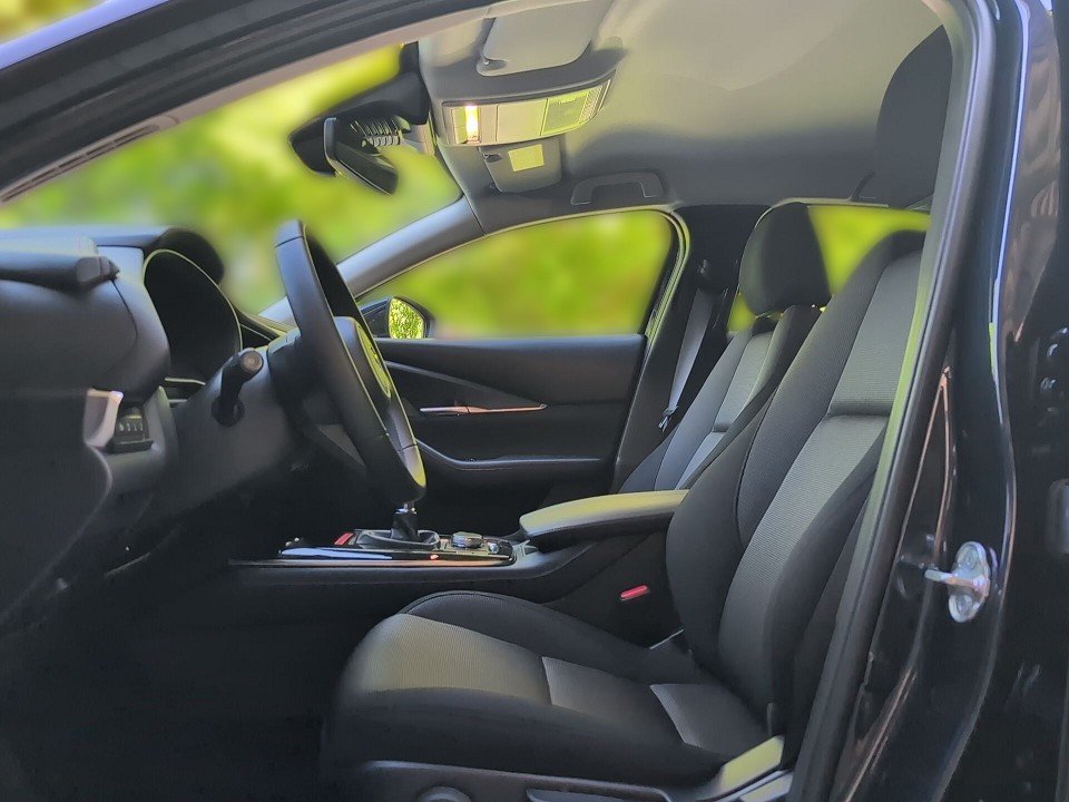 Fahrzeugabbildung Mazda CX-30 2.5 SKY-G 140 HOMURA GARANTIE NAV+KAM+PDC+