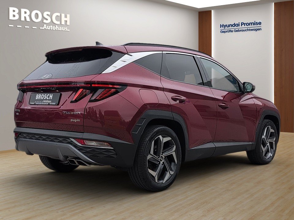 Fahrzeugabbildung Hyundai TUCSON PHEV 1.6T 4WD TREND ASS-P PANO+ECS+NAVI++