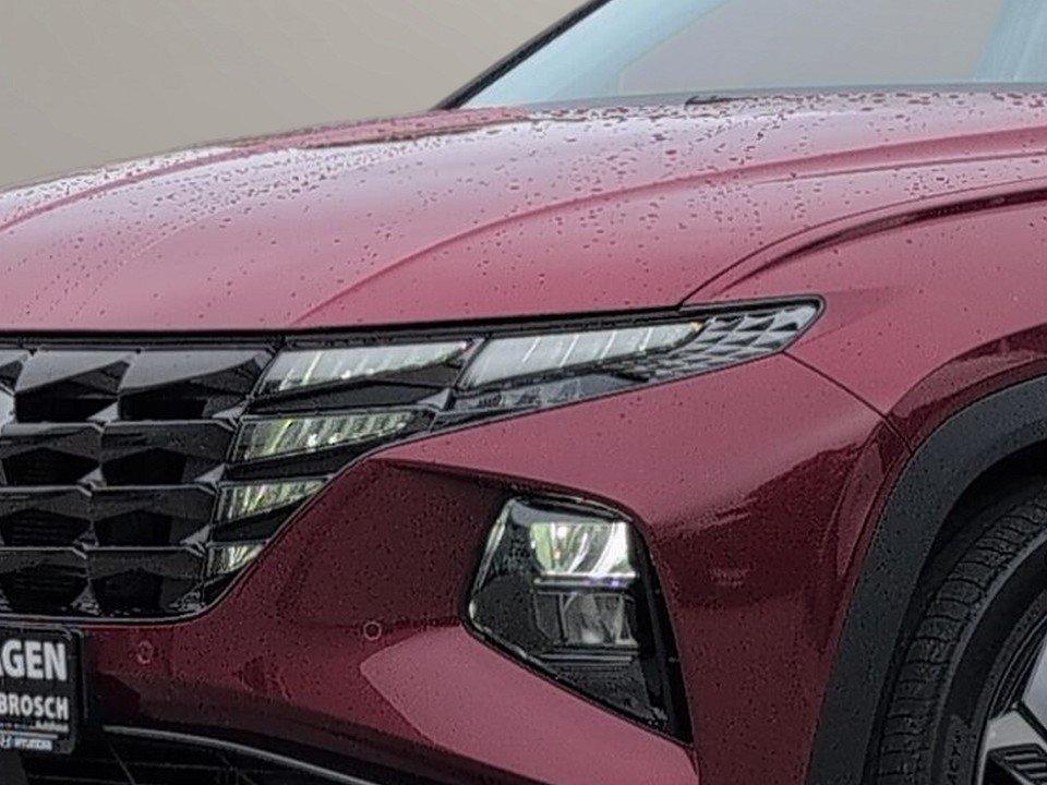 Fahrzeugabbildung Hyundai TUCSON PHEV 1.6T 4WD TREND ASS-P PANO+ECS+NAVI++