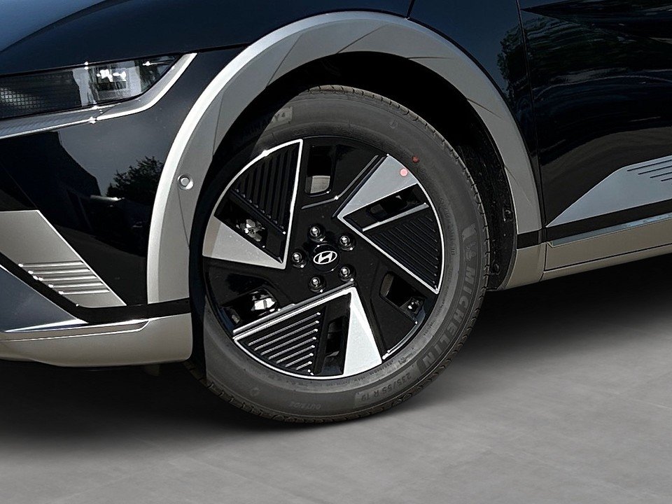 Fahrzeugabbildung Hyundai IONIQ 5 MY25 63kWh TECHNIQ PARK-P 360 440KMRANGE