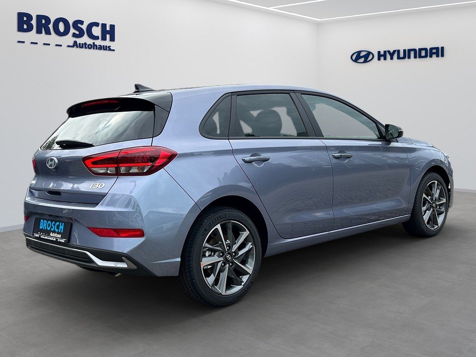 Fahrzeugabbildung Hyundai i30 MY25 1.5T 48V 7DCT ADVANTAGE PLUS-P KEYLESS+