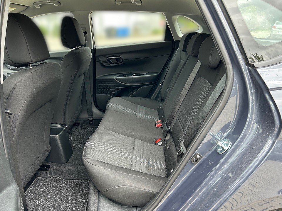 Fahrzeugabbildung Hyundai i20 1.0T SELECT FUNKTION-P NAVI+KAM+CARPLAY+LED+