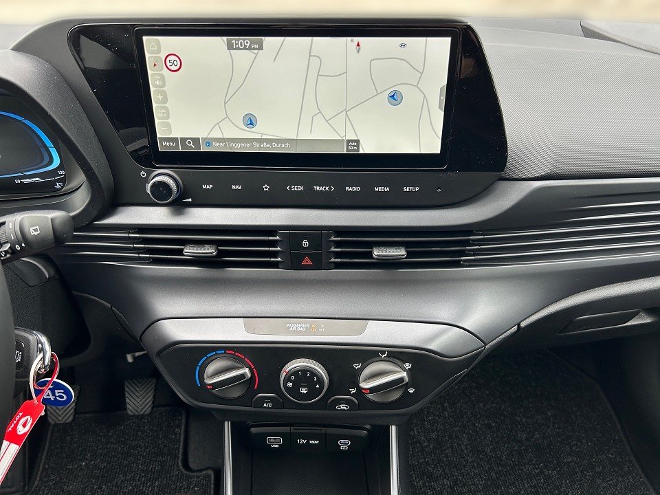 Fahrzeugabbildung Hyundai i20 1.0T SELECT FUNKTION-P NAVI+KAM+CARPLAY+LED+