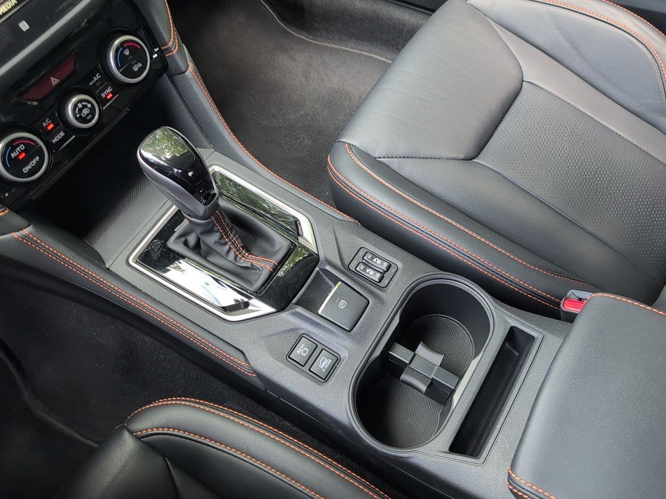 Fahrzeugabbildung Subaru XV 2.0ie PLATINUM AT 4WD 1HD AHK/ABNEHM+KAM+NAV+