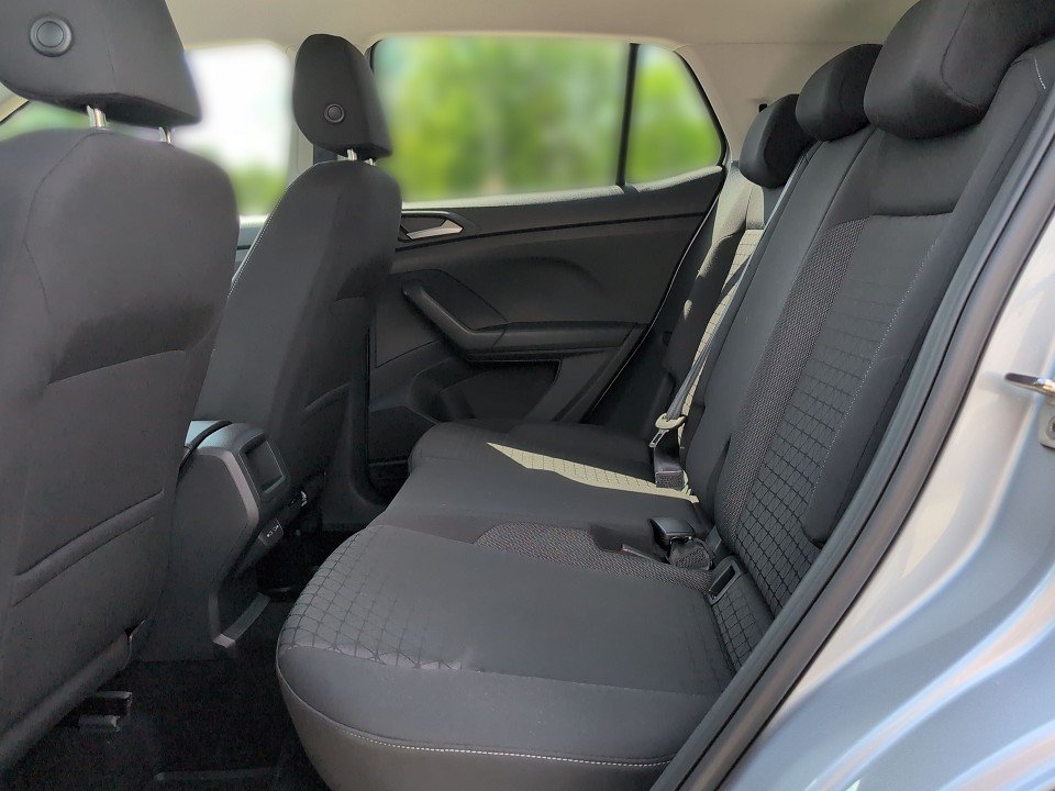 Fahrzeugabbildung Volkswagen T-CROSS 1.0 TSI DSG LIFE GARANTIE NAV+KAM+KLIMA Life