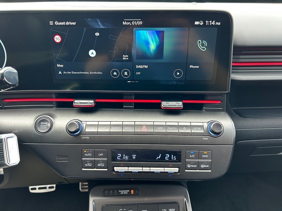 Fahrzeugabbildung Hyundai KONA SX2 MY25 1.6T 7DCT 4WD N LINE NAV+KAMERA+QI