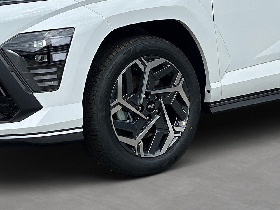 Fahrzeugabbildung Hyundai KONA SX2 MY25 1.6T 7DCT 4WD N LINE NAV+KAMERA+QI