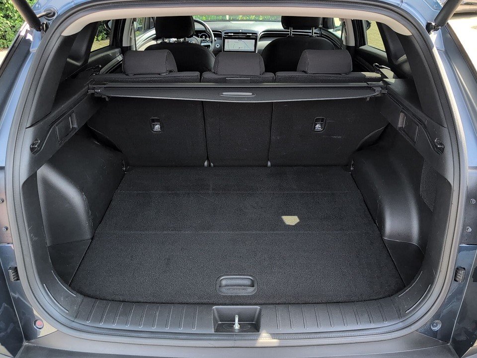 Fahrzeugabbildung Hyundai TUCSON 1.6T 7-DCT TREND NAVI+KRELL+CARPLAY+KAM++