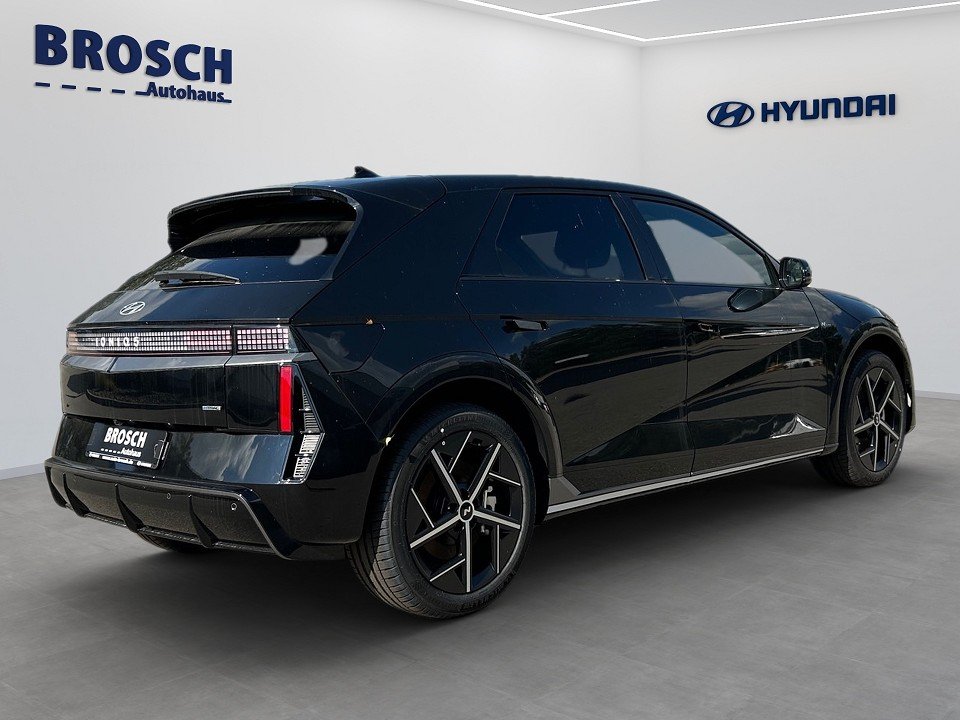 Fahrzeugabbildung Hyundai IONIQ 5 (MY25) 4WD N-LINE NAV+CARPLAY+SHZ+MATRIX