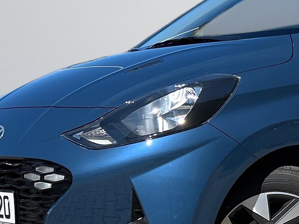 Fahrzeugabbildung Hyundai i10 MY25 1.2 TREND KOMF-P 15+PDC+KAMERA+NAV+KAMERA