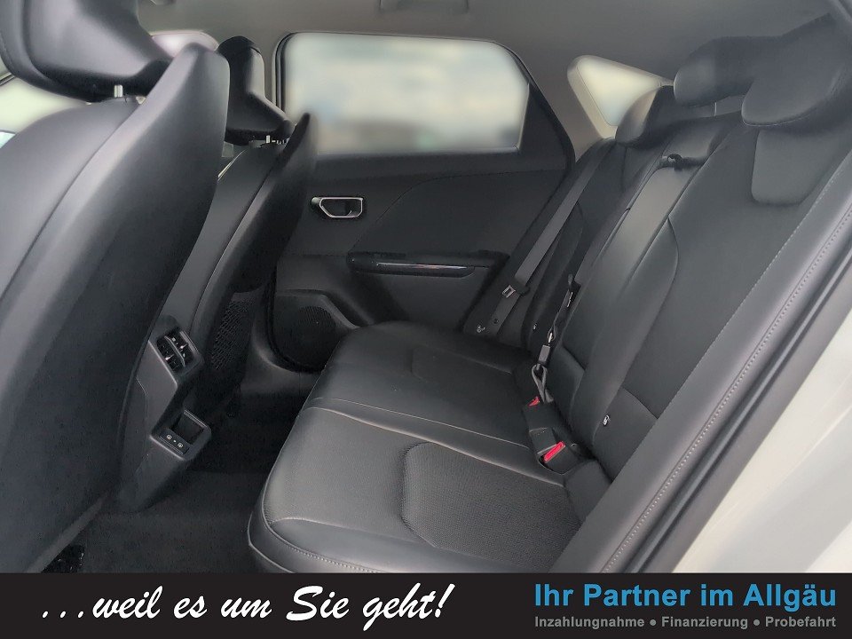 Fahrzeugabbildung Kia K4 1.6T 150PS DCT SPIRIT DWP NAV+H/K+360+CARPLAY