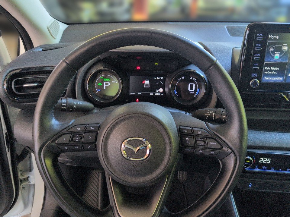Fahrzeugabbildung Mazda 2 HEV 1.5L 116 CVT AGILE COMFORT-P KAM+CARPLAY++