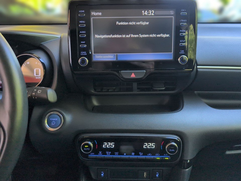 Fahrzeugabbildung Mazda 2 HEV 1.5L 116 CVT AGILE COMFORT-P KAM+CARPLAY++