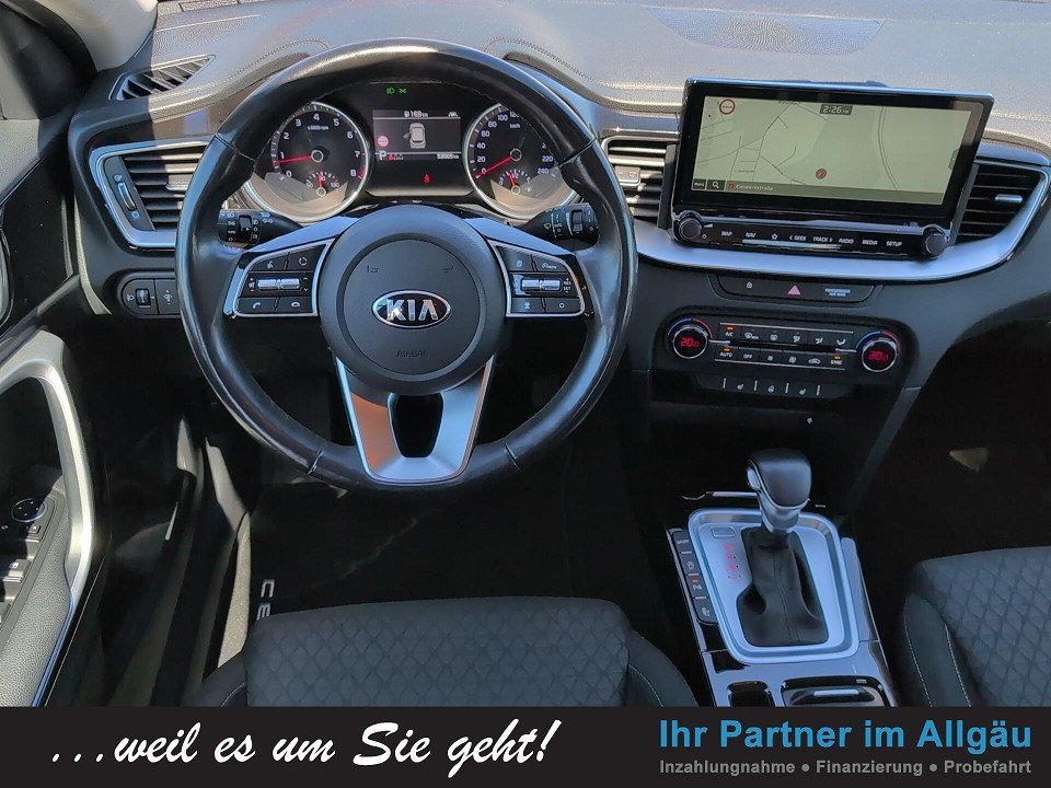 Fahrzeugabbildung Kia CEED 1.4T DCT SPIRIT GARANTIE-7.28 TEC/NAV-P 1HD Spirit