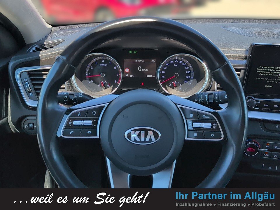 Fahrzeugabbildung Kia CEED 1.4T DCT SPIRIT GARANTIE-7.28 TEC/NAV-P 1HD Spirit