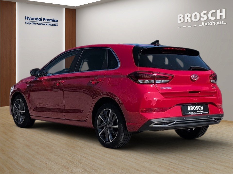 Fahrzeugabbildung Hyundai i30 1.5T 7DCT PRIME 1HD GARANTIE PANO+NAV+CARPLAY Prime Mild-Hybrid