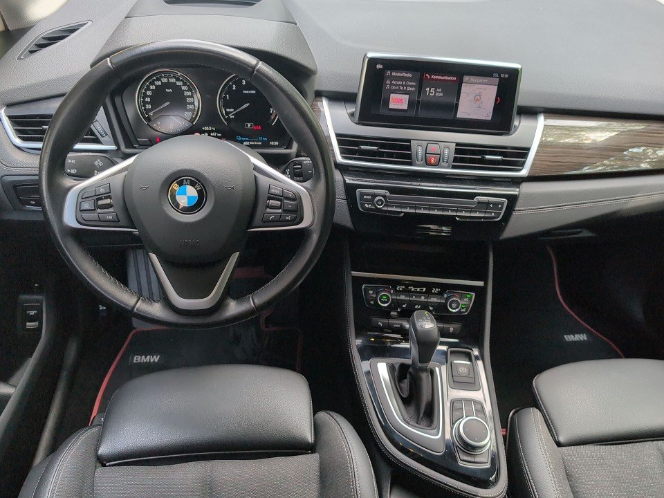 Fahrzeugabbildung BMW 225xe PHEV iPERFORMANCE SPORTLINE AHK/ABNEHM 1HD 225 xe Sport Line