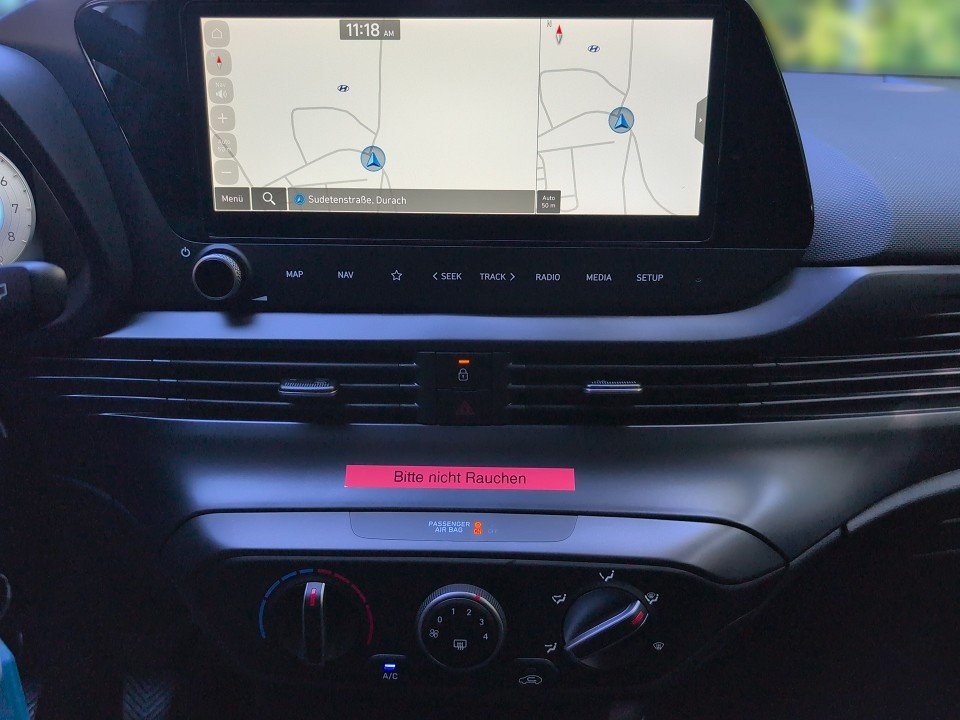 Fahrzeugabbildung Hyundai i20 1.0T BLACKLINE GARANTIE-06/31 BOSE+NAVI+KAM+