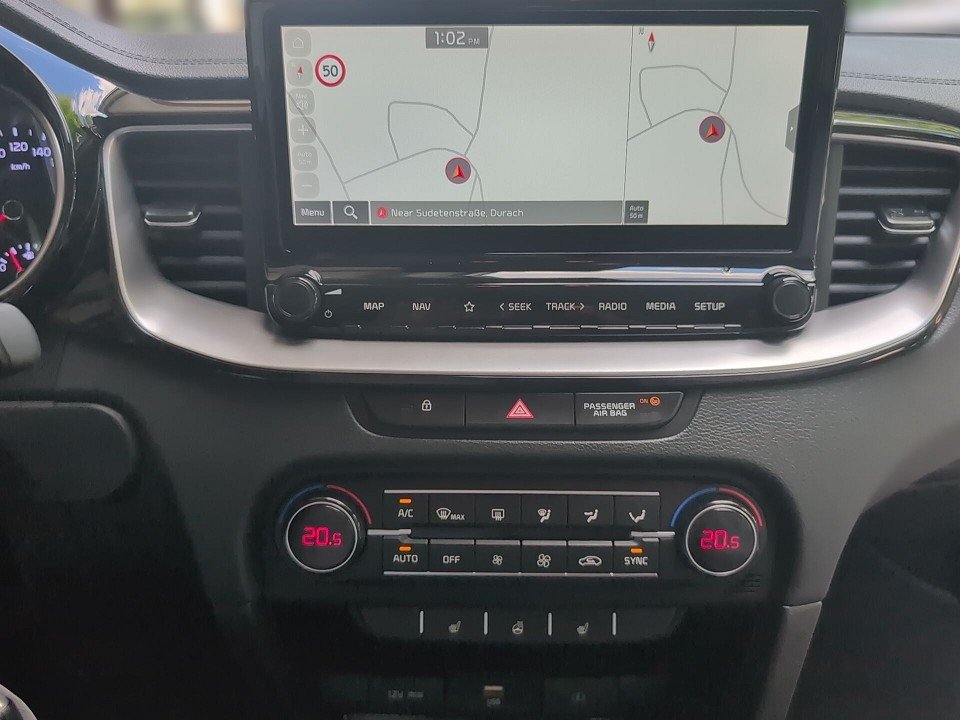Fahrzeugabbildung Kia CEED KOMBI 1.5T VISION AHK KOMF/NAV-PAKET 1.HD Vision