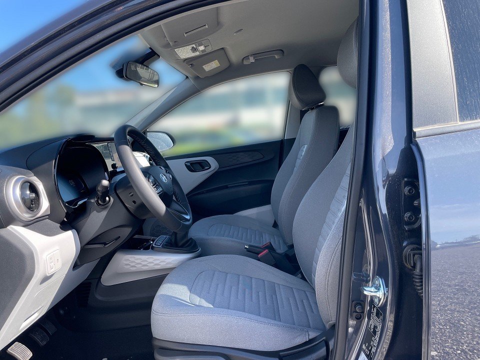 Fahrzeugabbildung Hyundai i10 1.2 PRIME 5J-GARANTIE SMART-KEY+NAV+KAM+PDC+