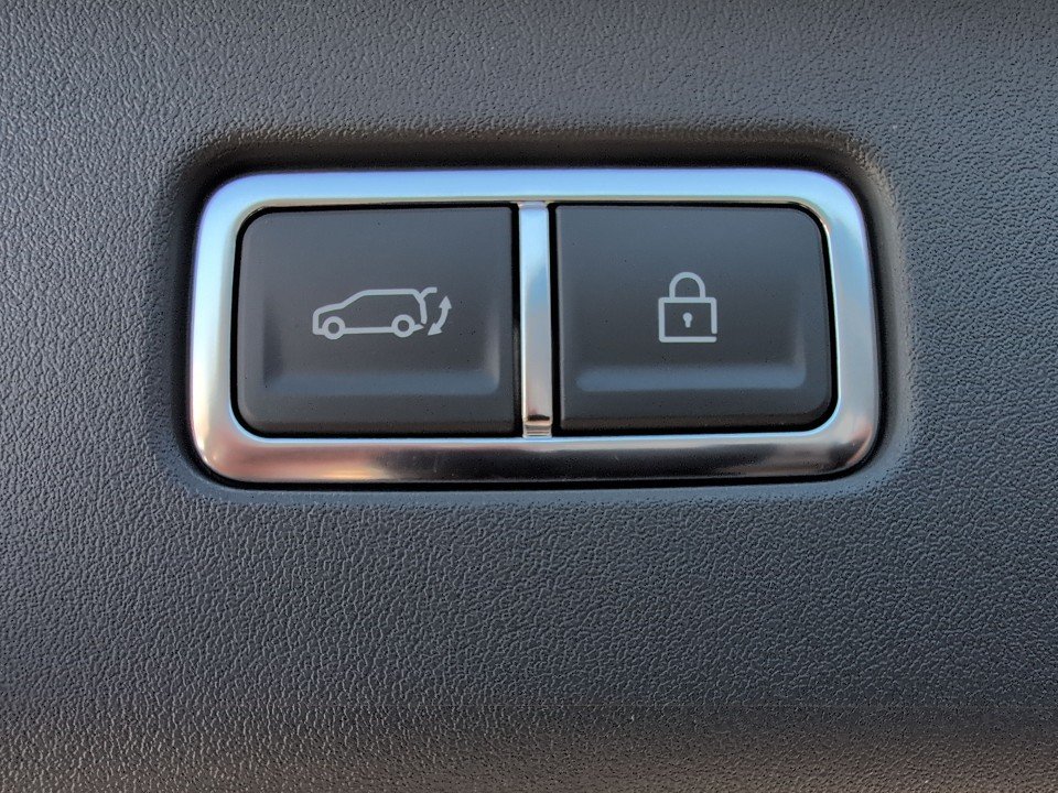 Fahrzeugabbildung Kia EV9 99kWh AWD GT-Line RW-505KM 7J-GARANTIE NAVI+
