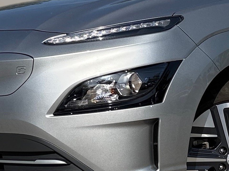 Fahrzeugabbildung Hyundai KONA EV 39kWh EDITION30+ BATTERIEGARANTIE AVILOO