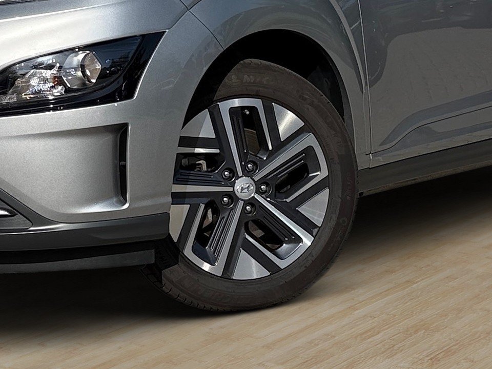 Fahrzeugabbildung Hyundai KONA EV 39kWh EDITION30+ BATTERIEGARANTIE AVILOO