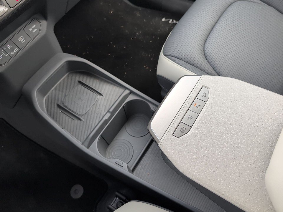 Fahrzeugabbildung Kia EV3 81kWh GT-LINE RW-563KM DWP COMF-P NAVI+H/K++