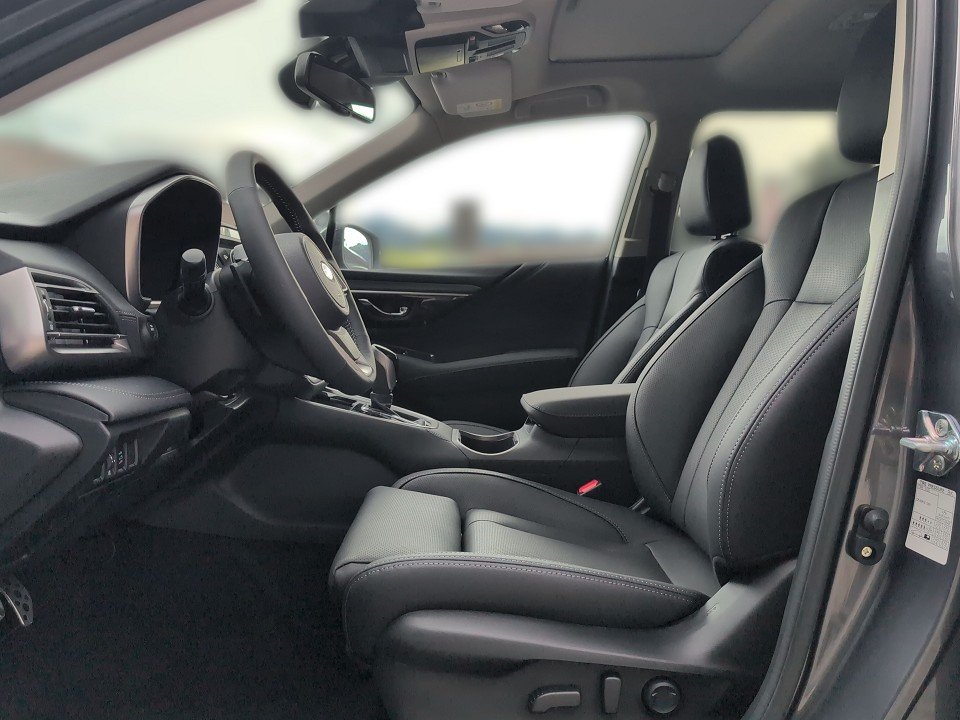 Fahrzeugabbildung Subaru OUTBACK 2.5i PLATINUM AT AWD 360+4xSHZ+PDC+KAM++