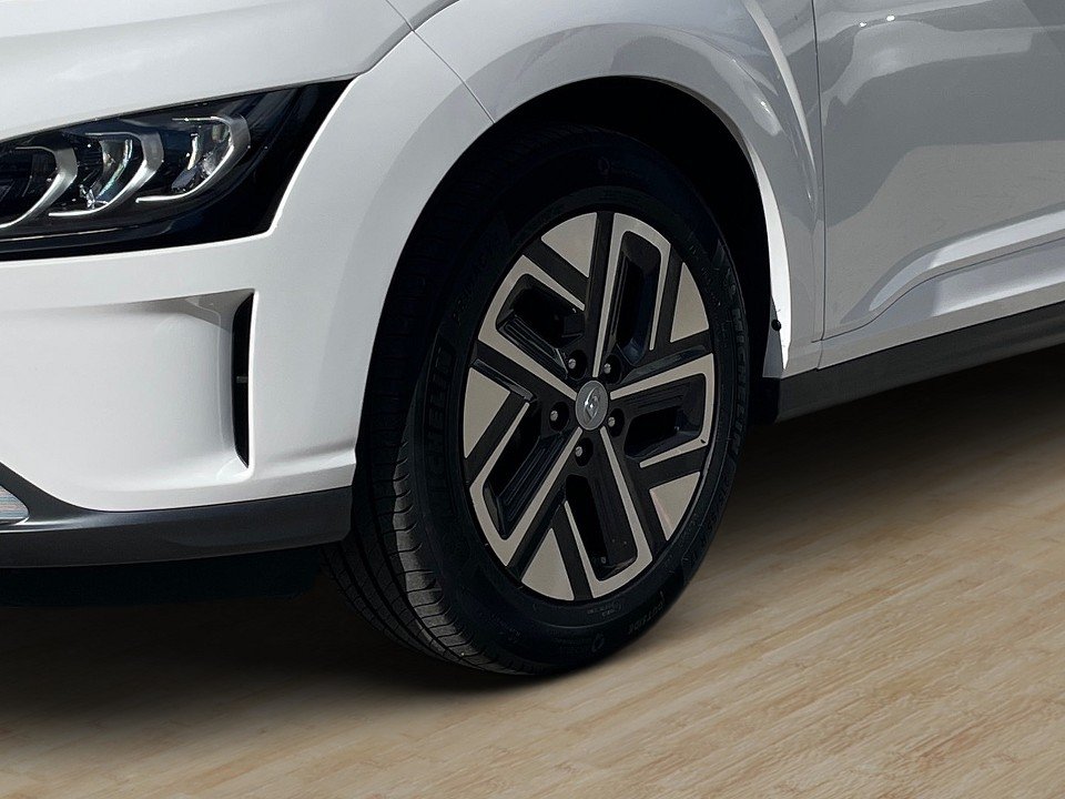 Fahrzeugabbildung Hyundai KONA EV MY23 64kWh TREND AHK NAV-P GARANT-30 97%