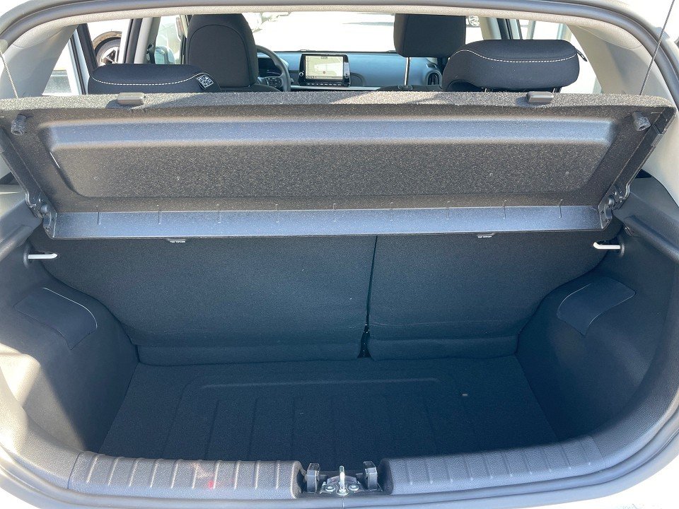 Fahrzeugabbildung Kia PICANTO 1.0 CORE 7J-GARANTIE NAV+KAM+CARPLAY+PDC