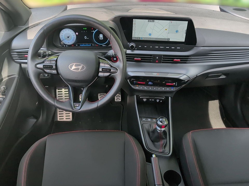 Fahrzeugabbildung Hyundai i20 1.0T NLINE 1HD GARANTIE-07/29 ASS/KOM-P BOSE
