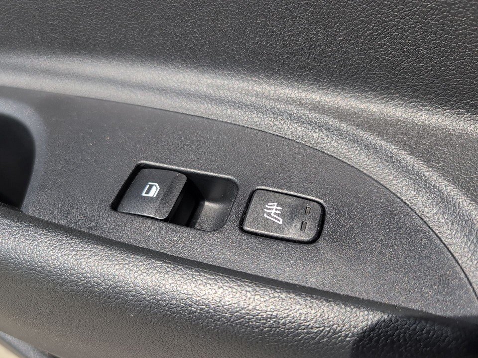 Fahrzeugabbildung Hyundai i20 1.0T NLINE 1HD GARANTIE-07/29 ASS/KOM-P BOSE