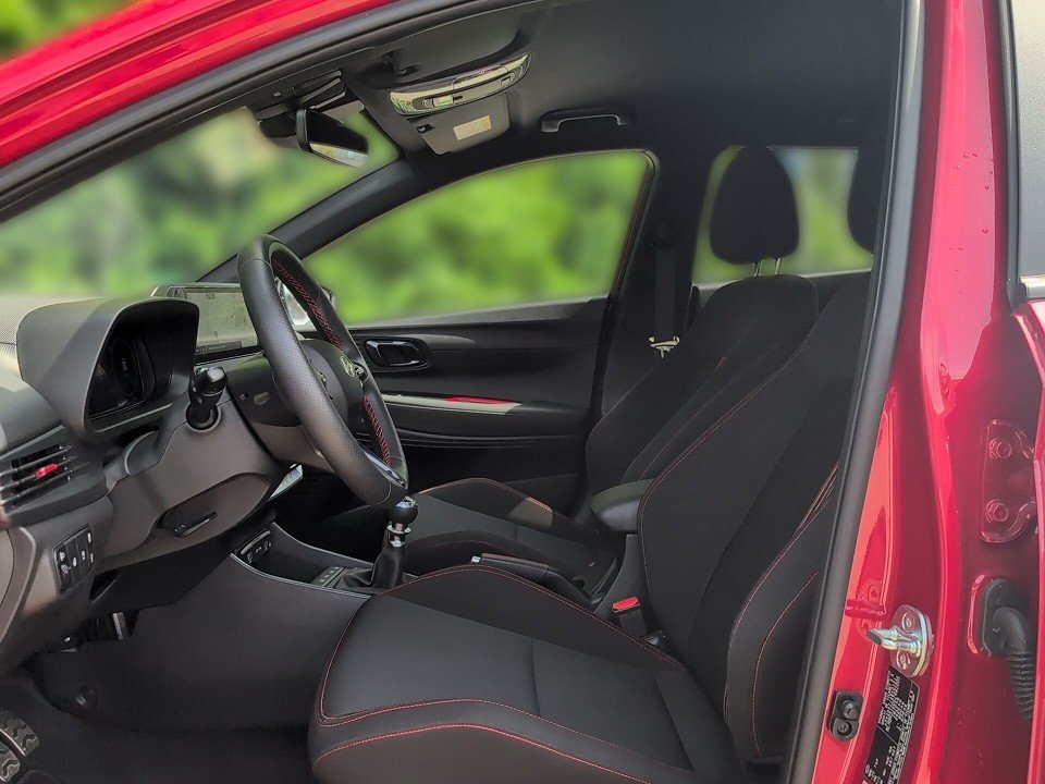 Fahrzeugabbildung Hyundai i20 1.0T NLINE 1HD GARANTIE-07/29 ASS/KOM-P BOSE