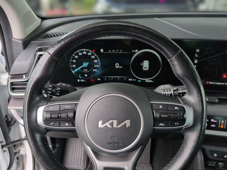 Fahrzeugabbildung Kia SPORTAGE 1.6T SPIRIT GARANTIE-04/29 NAV+4xSHZ+QI