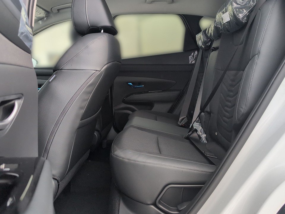 Fahrzeugabbildung Hyundai TUCSON 1.6T 7-DCT TREND 5J-GARANTIE LED+NAV+KAM+