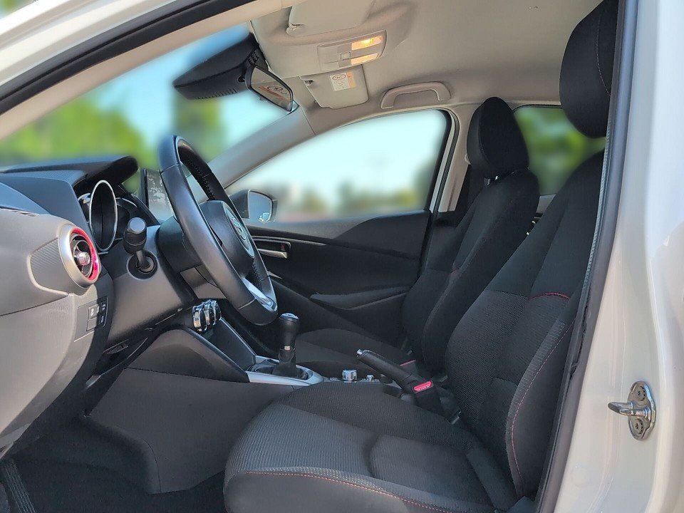 Fahrzeugabbildung Mazda 2 SKY-G 90 6GS HOMURA GARANTIE KAM+CARPLAY+KLIMA