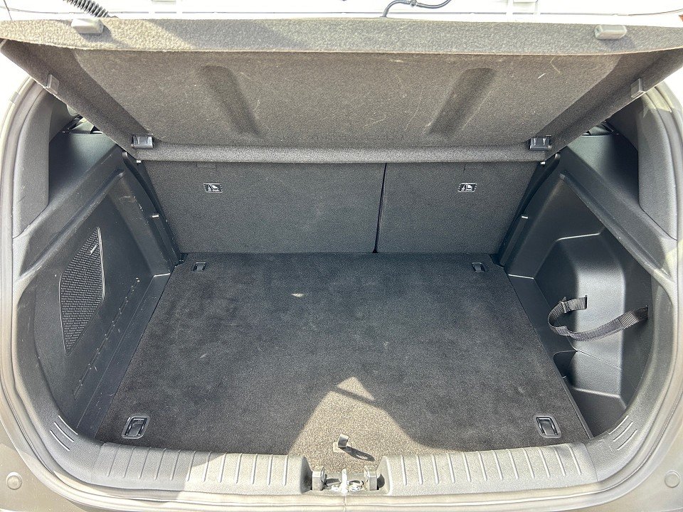 Fahrzeugabbildung Hyundai BAYON 1.0T 48V 7DCT CONNECT&GO 1HD GARANTIE BOSE