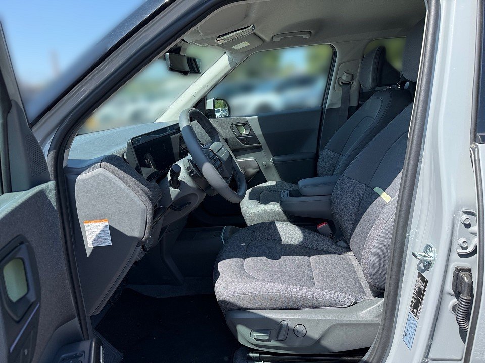 Fahrzeugabbildung Kia EV2 42.2 4S EARTH WIC 22AC TEC DWP DES 317KM-RW