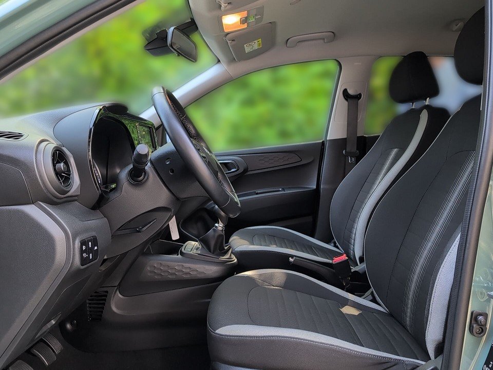 Fahrzeugabbildung Hyundai i10 1.0 EDITION-30+ 1HD GARANTIE KAMERA+NAV+16+ Edition 30+